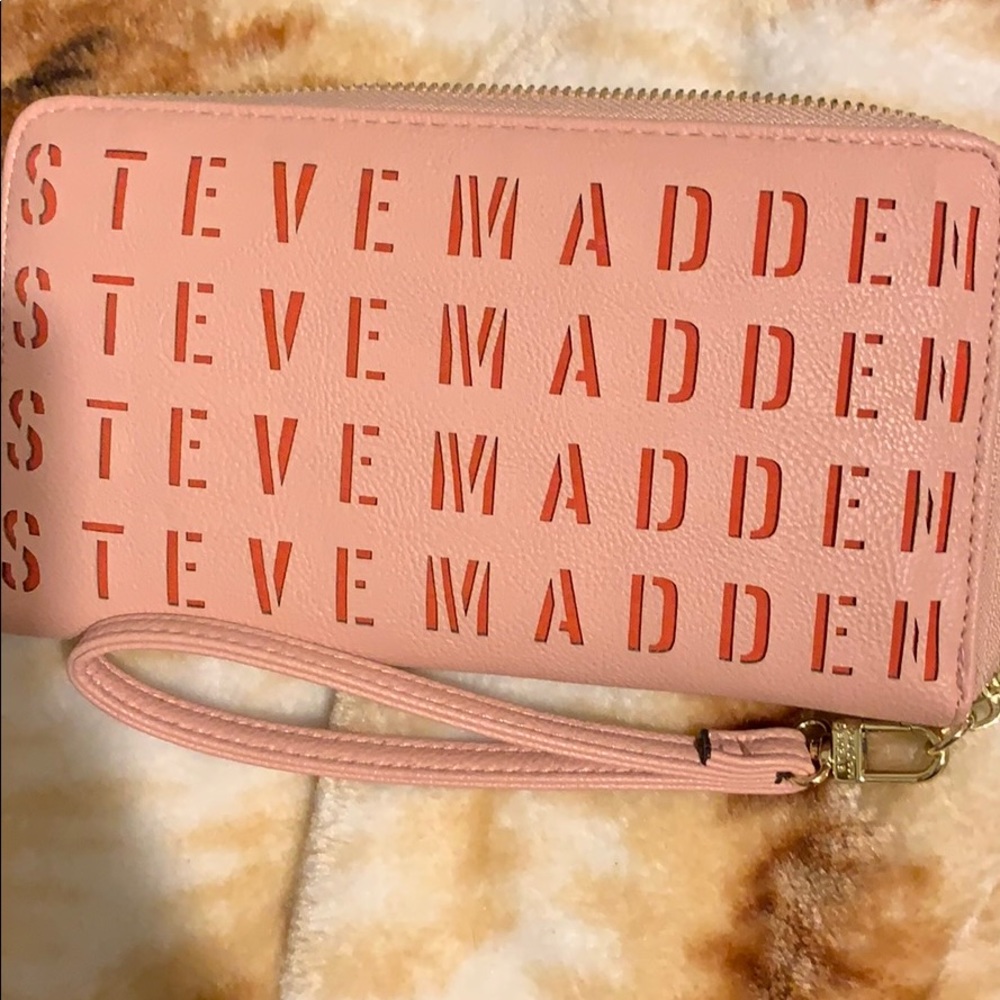 Steve Madden Wallet